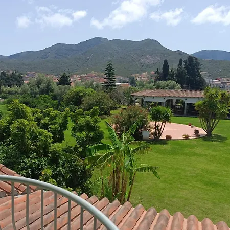 Domu Incantada Hotel