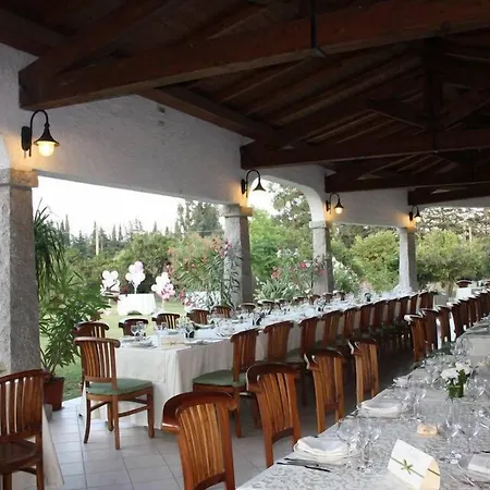 Domu Incantada Hotell 3*