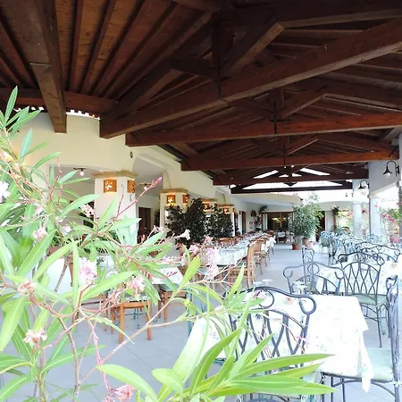 Hotel Domu Incantada 3*