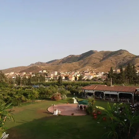 Domu Incantada Hotel