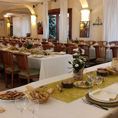 Domu Incantada 3* 穆拉沃拉